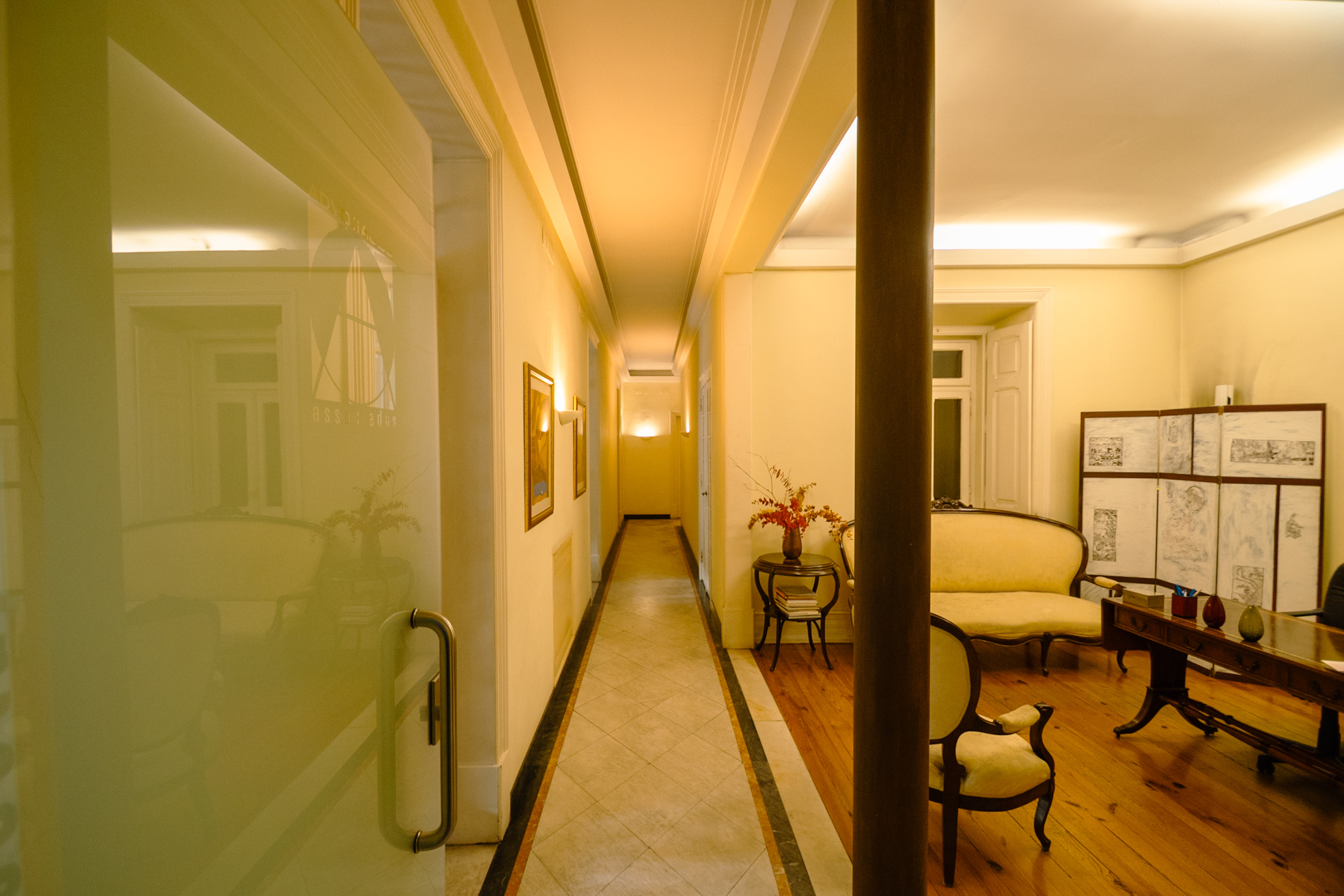 Fachada do edifício situado na Avenida António Augusto Aguiar 118, local do escritório MP Advogadas